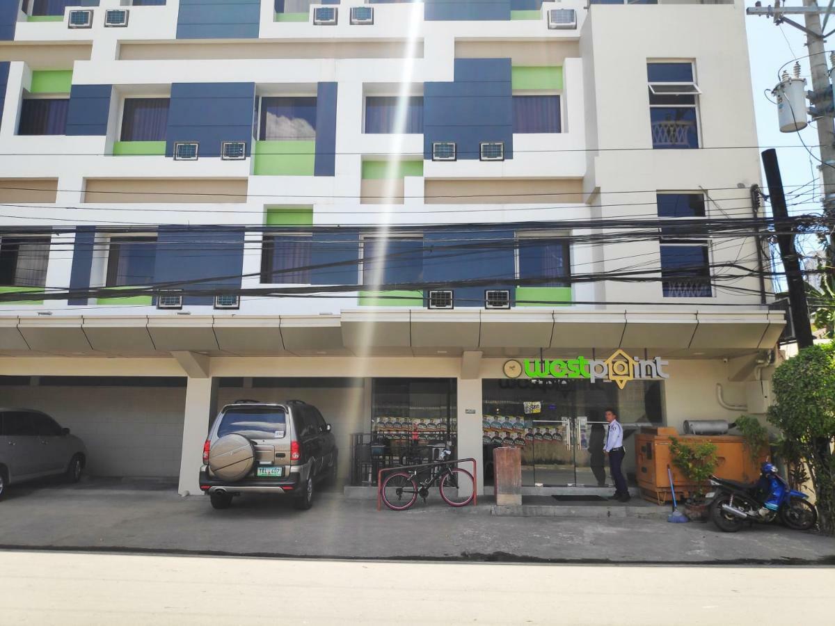 Westpoint Hotel Cebu Stadt Exterior foto